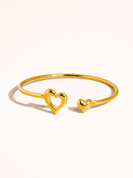 Helen 18K Gold Non-Tarnish Heart Bangle