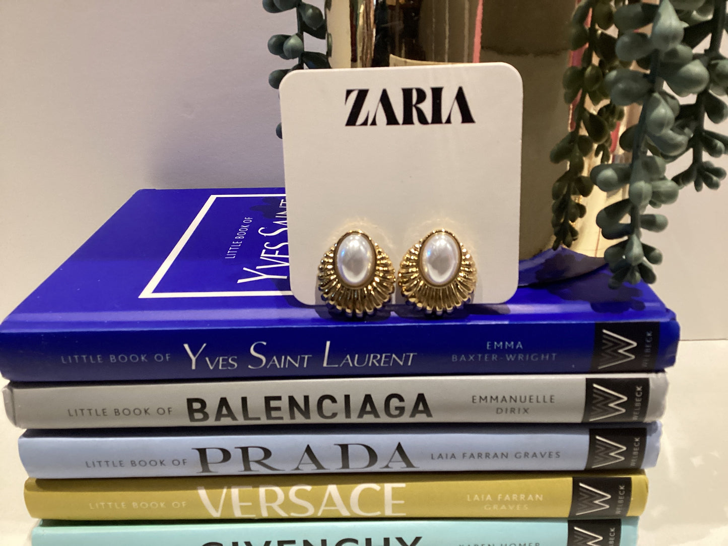 Vintage Pearl Statement Stud