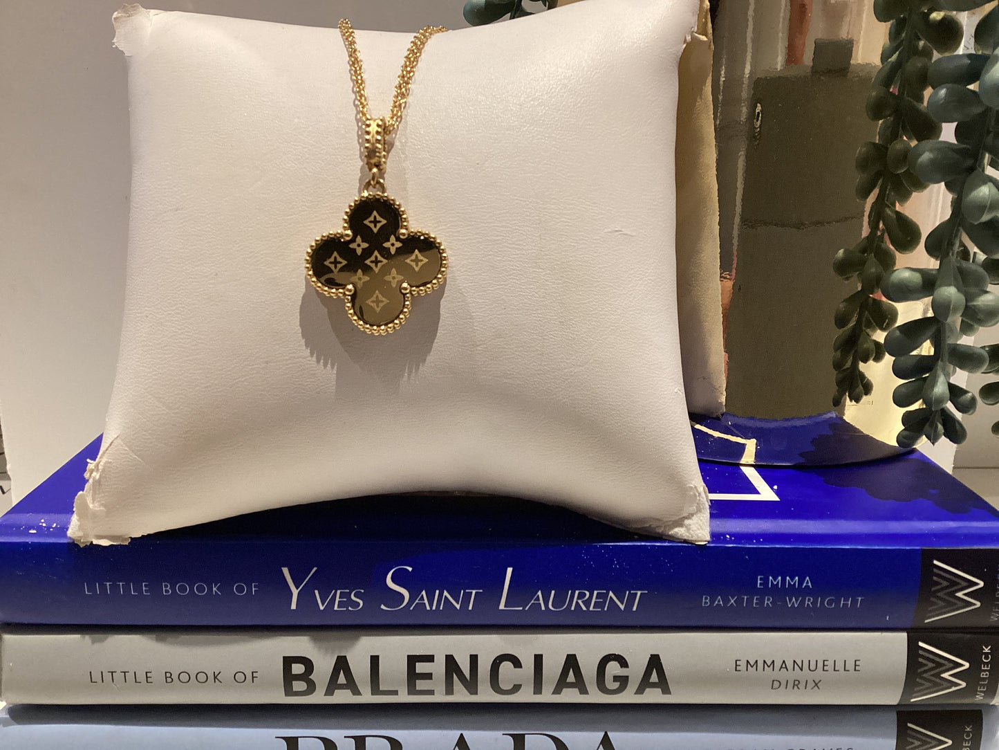 Layered Clover Pendant