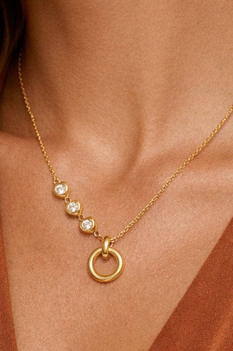 Non Tarnish Crystal Circle Necklace