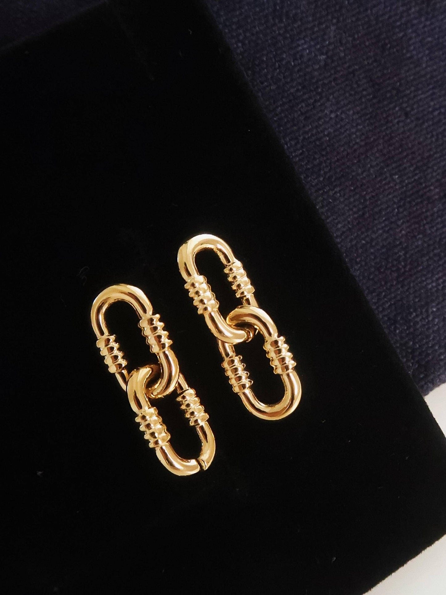 Non-Tarnish Small Link Earrings