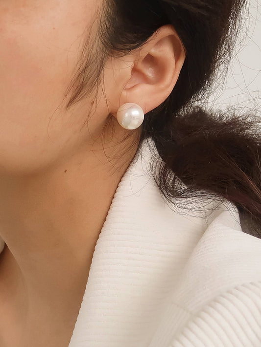 Amrae Non-Tarnish Pearl Studs