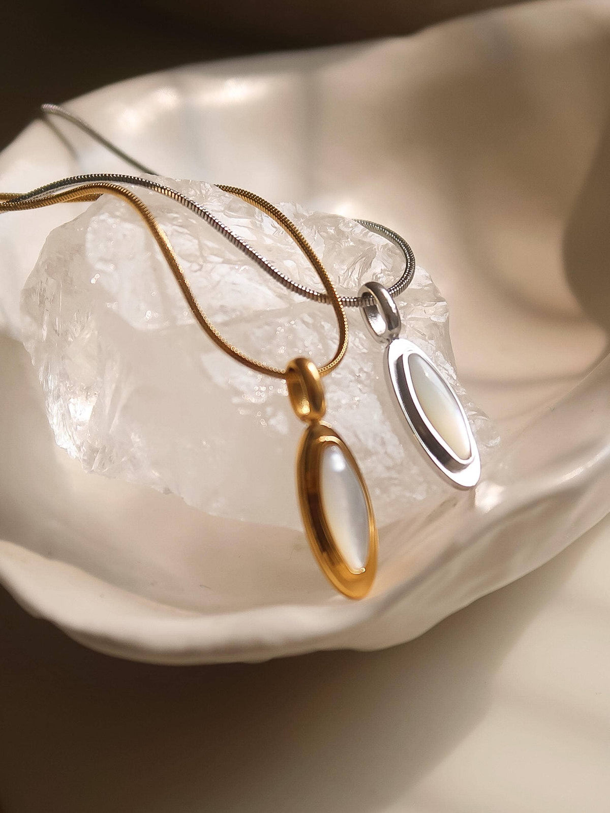 Non-Tarnish Shell Necklace