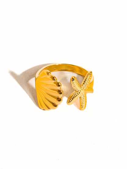 Étoilé 18K Gold Non-Tarnish Star and Shell Ring