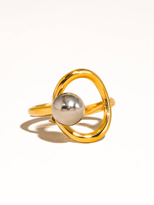 Sibylle 18K Gold Non-Tarnish Two Tone Round Ring