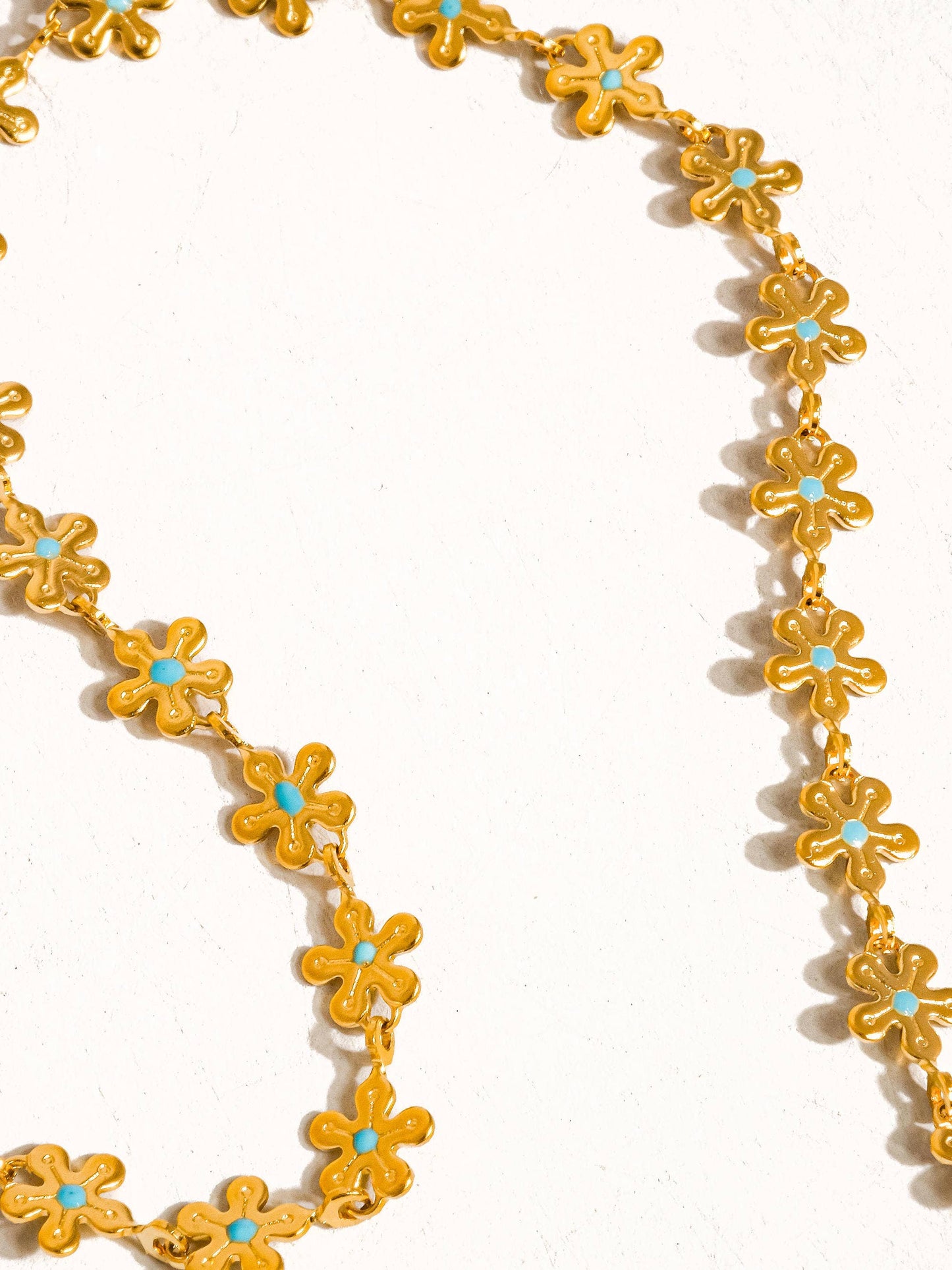 Non-Tarnish Daisy Choker