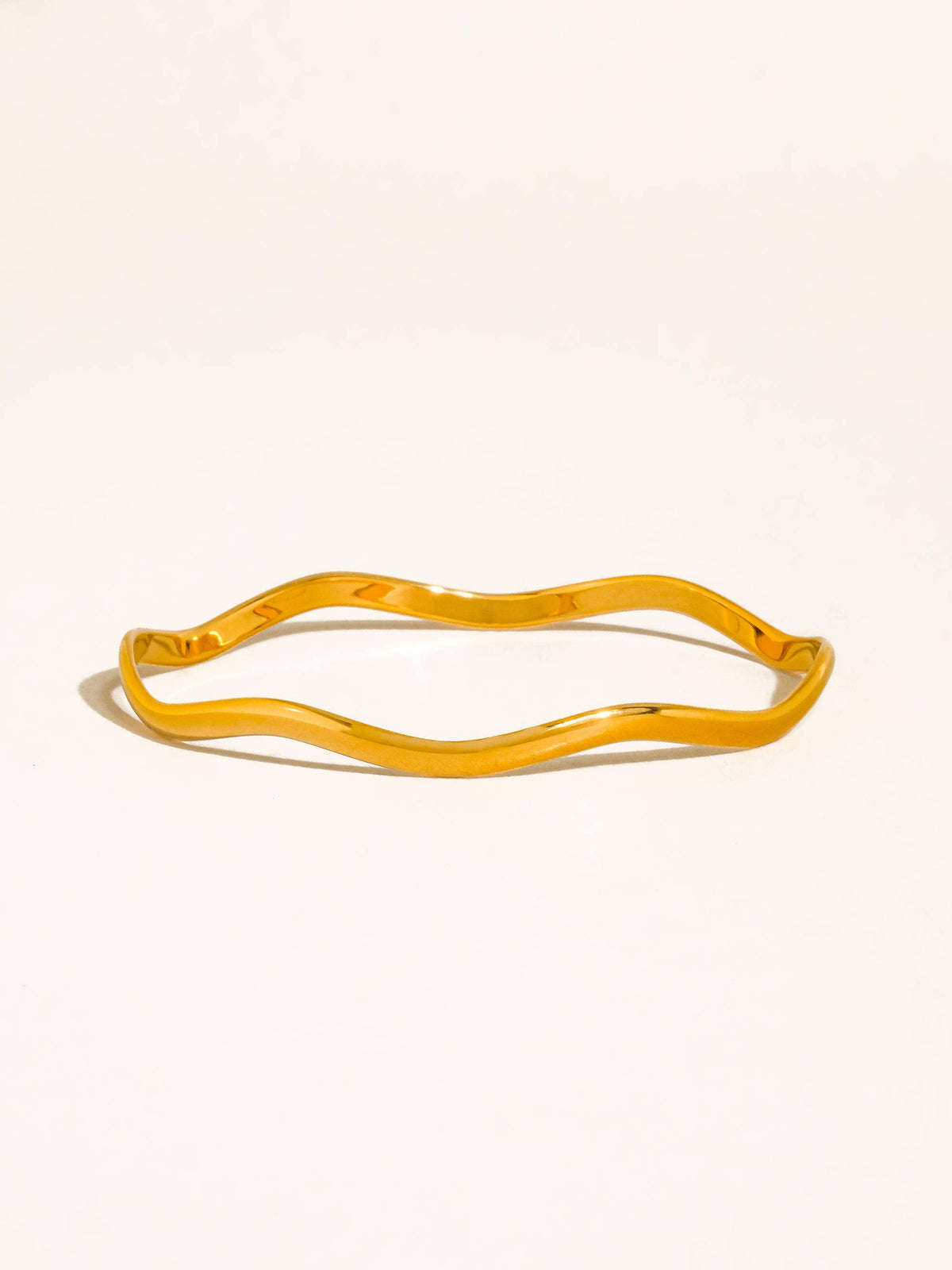 Kennedy 18K Gold Non-Tarnish Sculptural Wave Bangle Bracelet