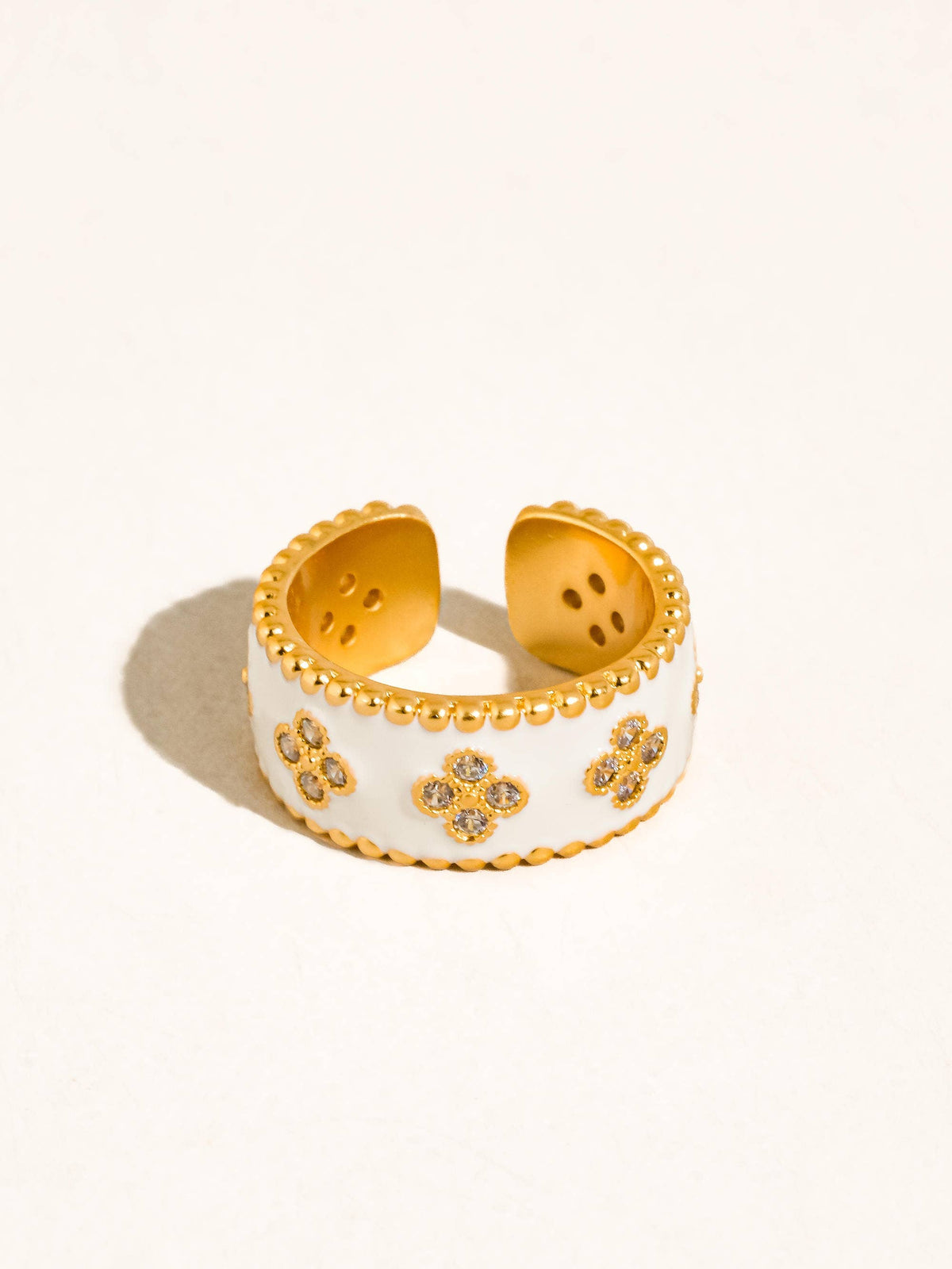 Satin 18K Gold Vintage White Enamel Floral Band Ring
