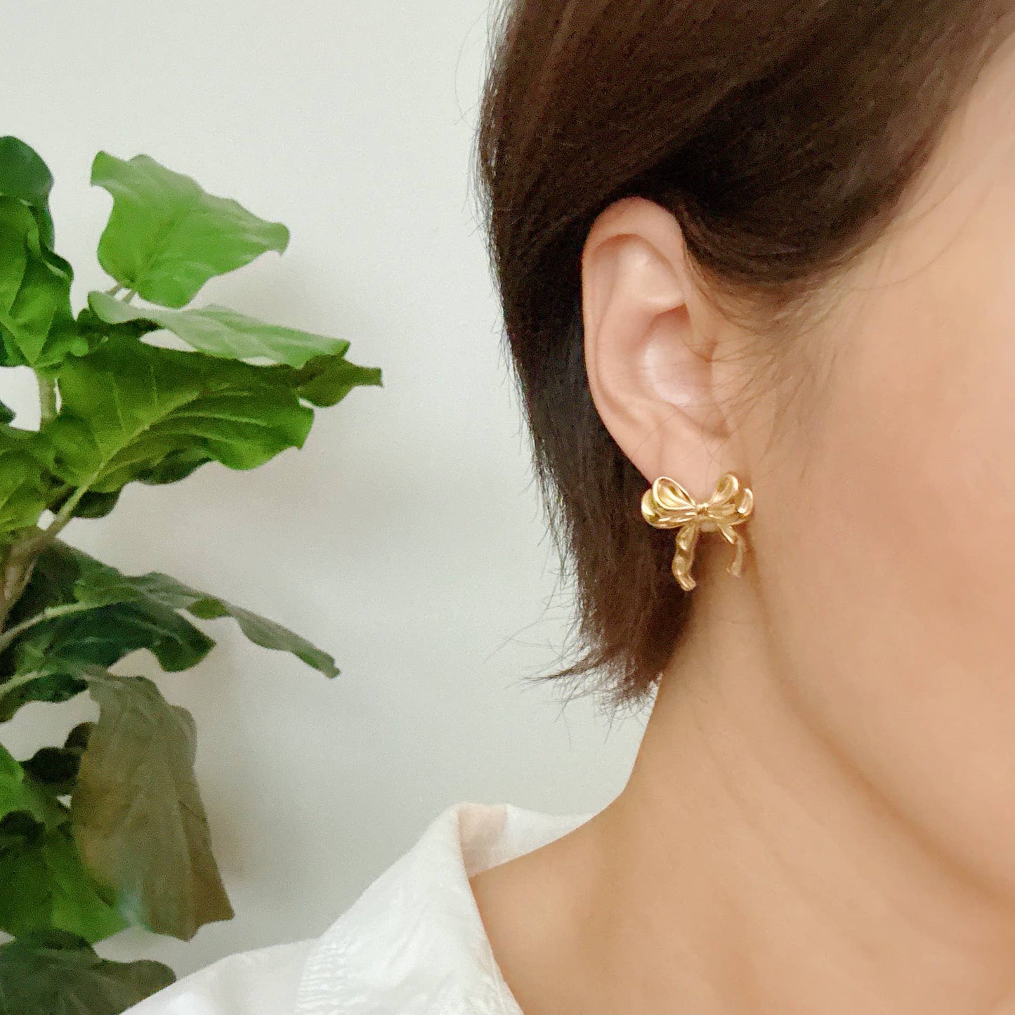 Gold Molten Ribbon Earrings