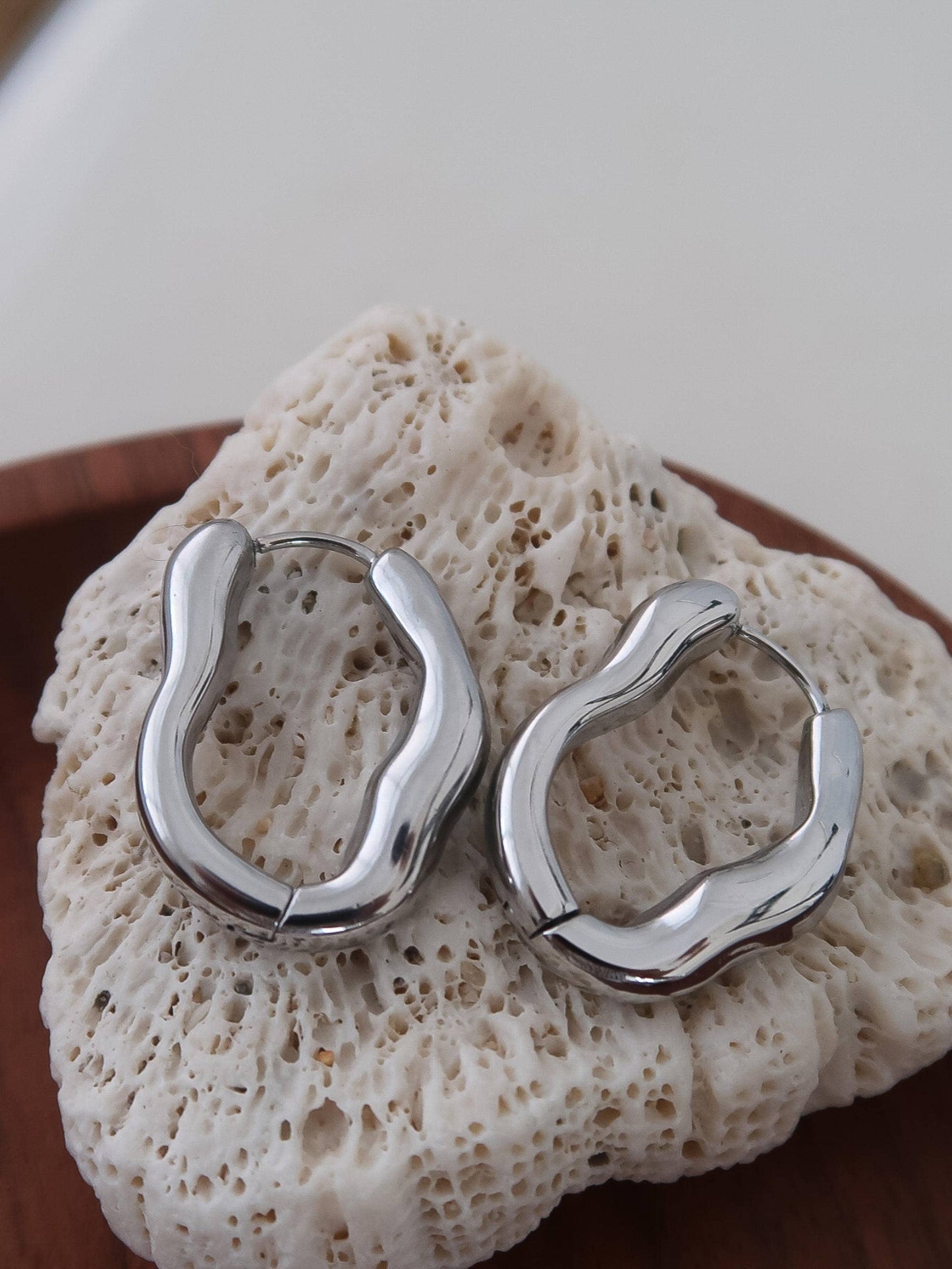 Non-Tarnish Oval Hoop Earring