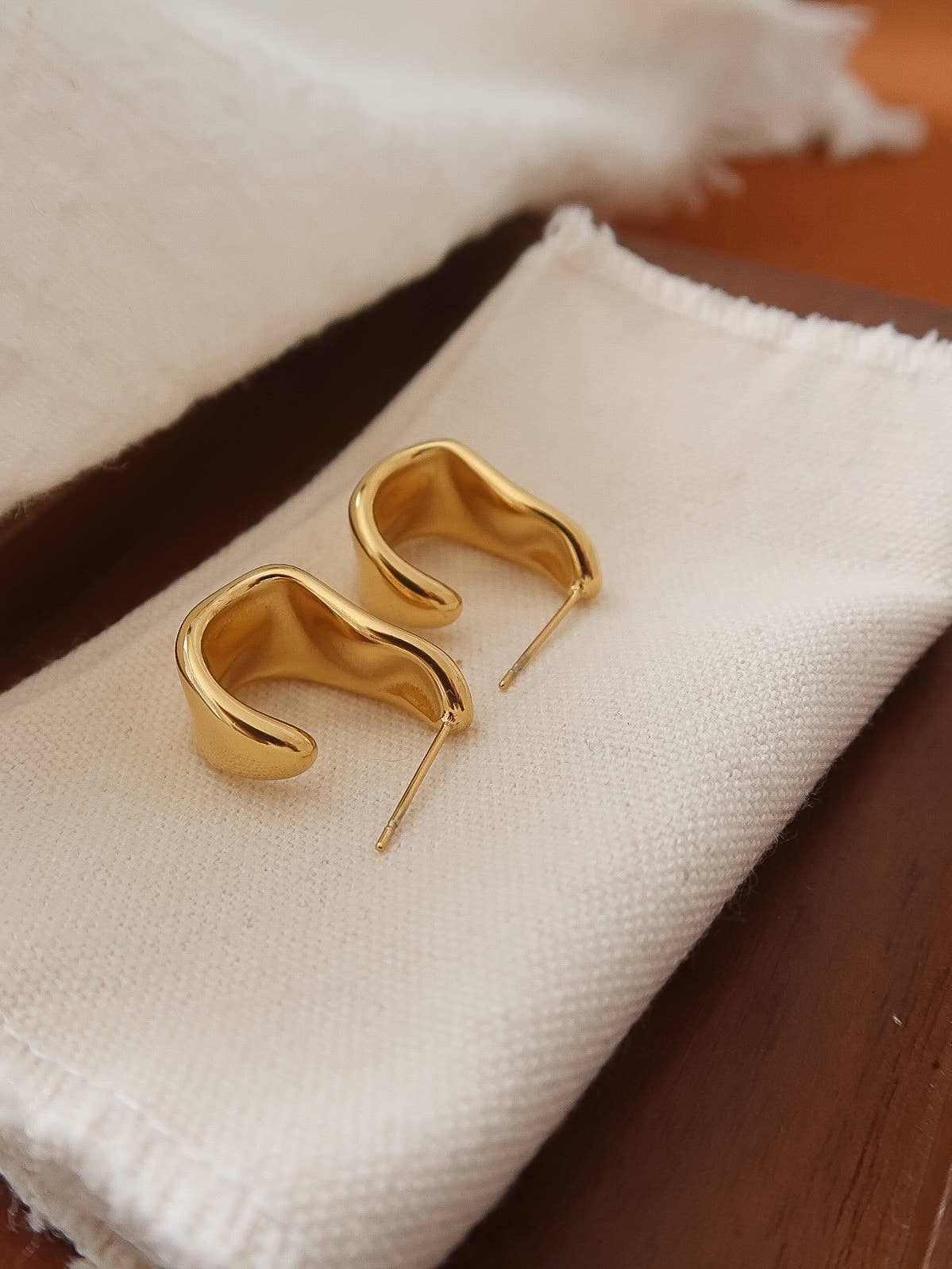 Non-Tarnish Sculpted Wave Hoop Earrings