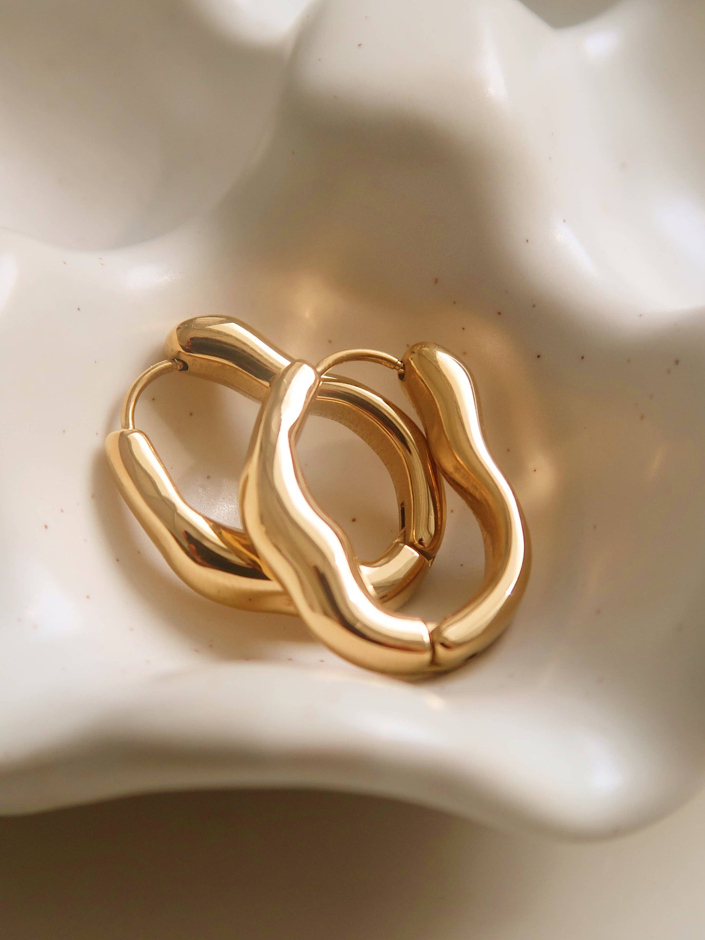Non-Tarnish Oval Hoop Earring