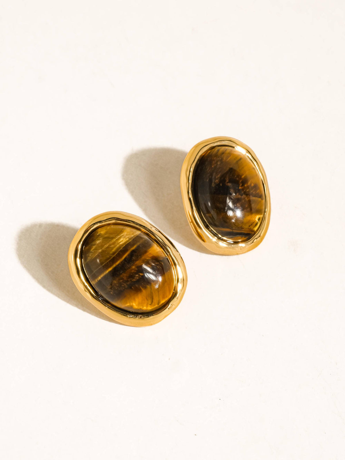 Non Tarnish Vintage Stone Earring
