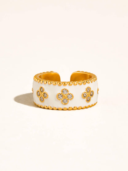 Satin 18K Gold Vintage White Enamel Floral Band Ring