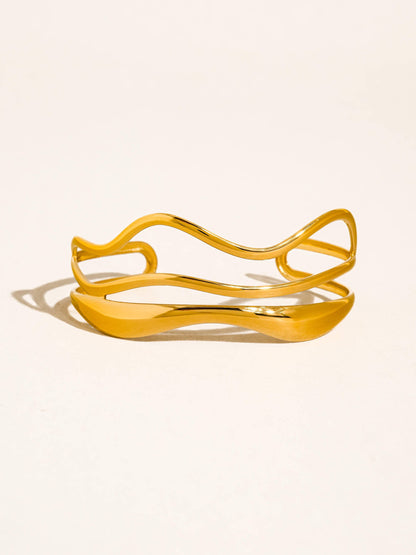 Delacour 18K Gold Non-Tarnish Wavy Cuff Bracelet