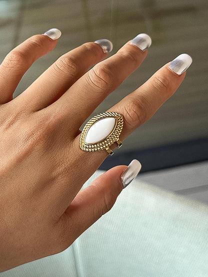 Charmelle 18K Gold Non-Tarnish Vintage Oval Stone Ring