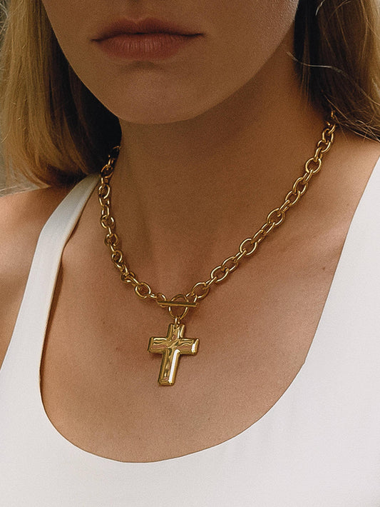 Non-Tarnish Cross Pendant Necklace