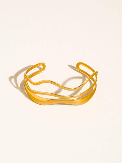 Delacour 18K Gold Non-Tarnish Wavy Cuff Bracelet