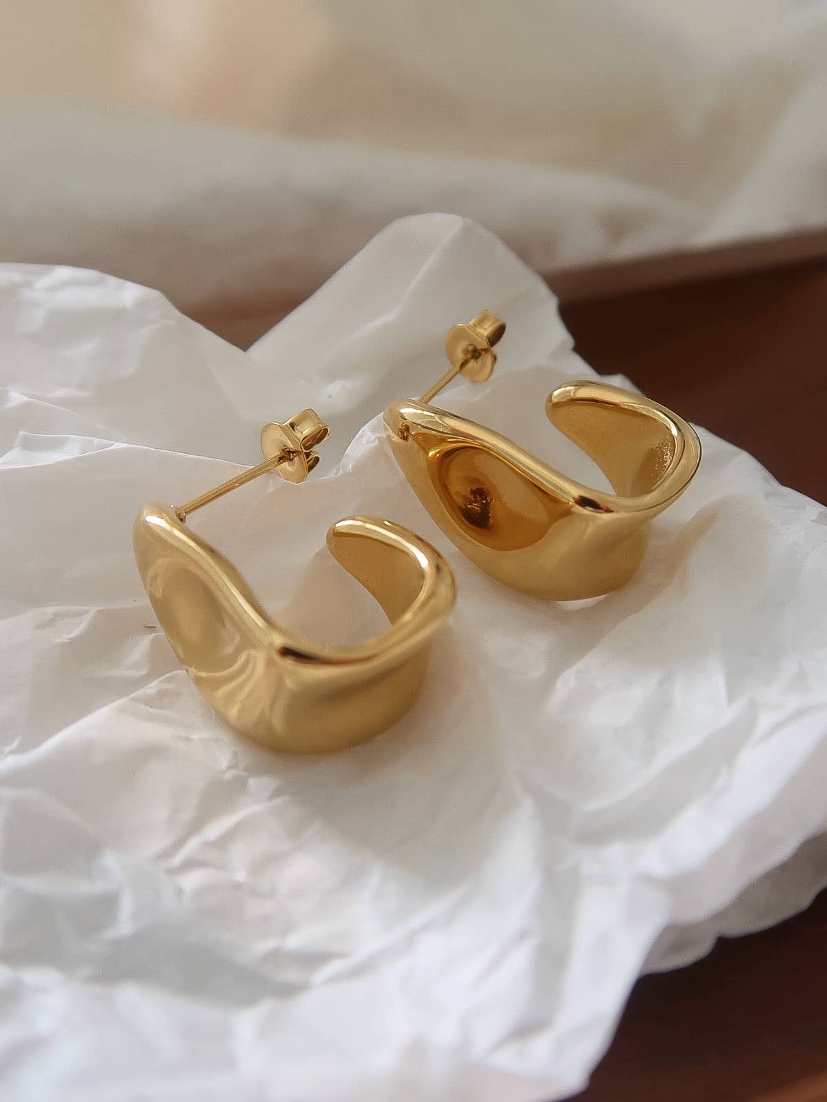 Non-Tarnish Sculpted Wave Hoop Earrings