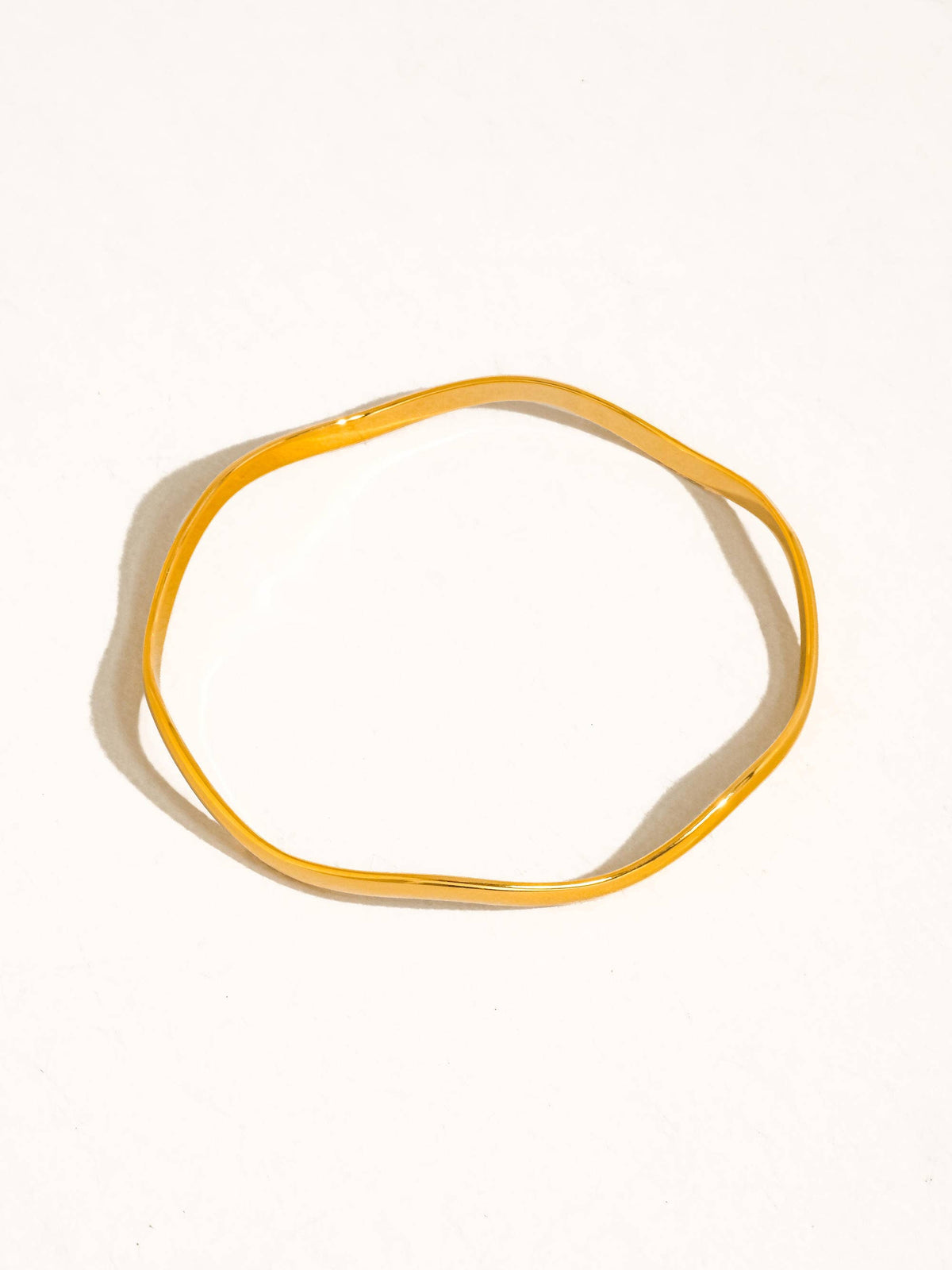 Kennedy 18K Gold Non-Tarnish Sculptural Wave Bangle Bracelet