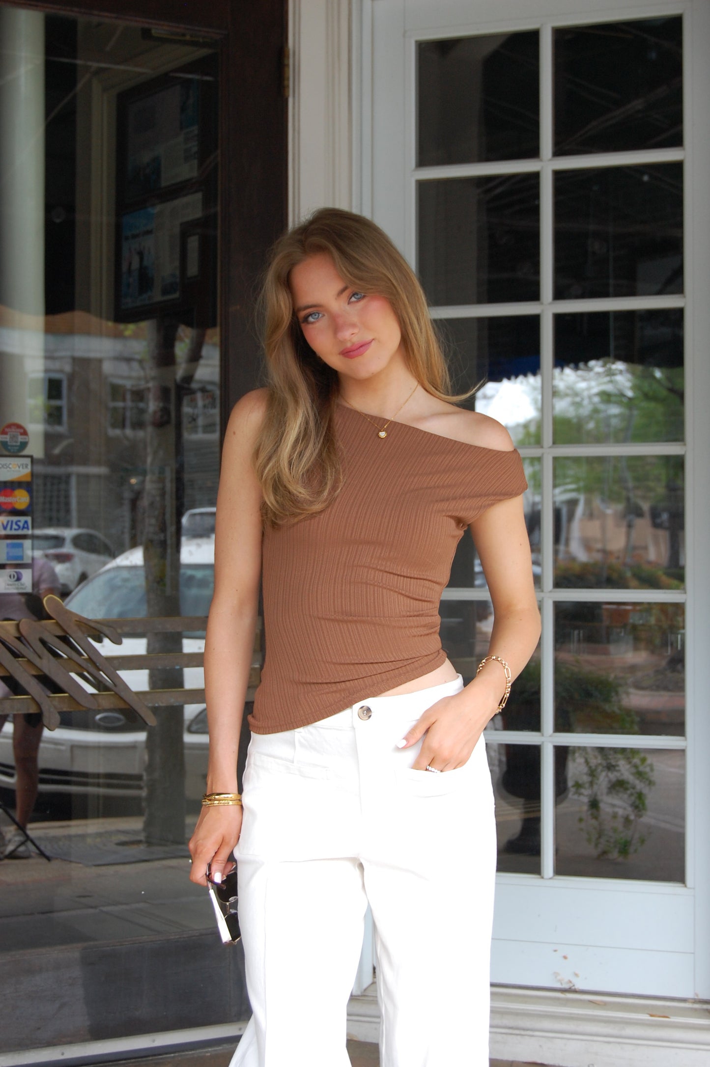 Boat Neck Tank