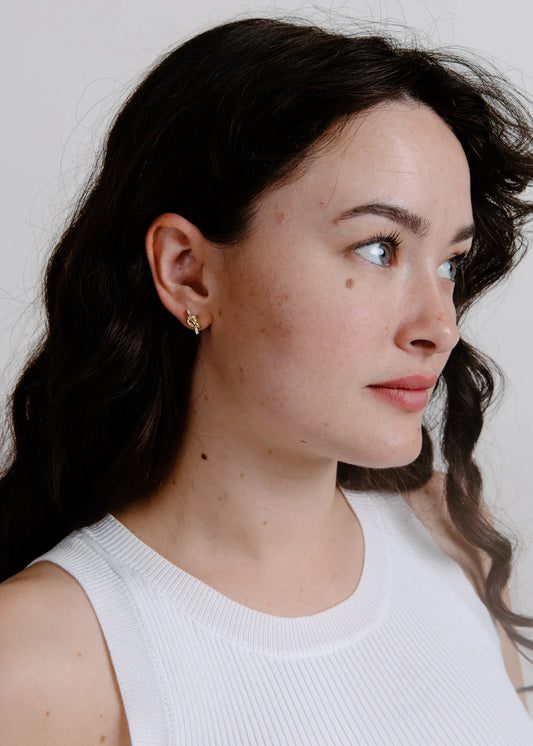 Non-Tarnish Knot Studs