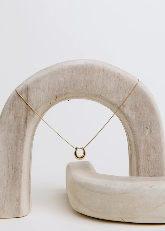 Non-Tarnish Horseshoe Necklace