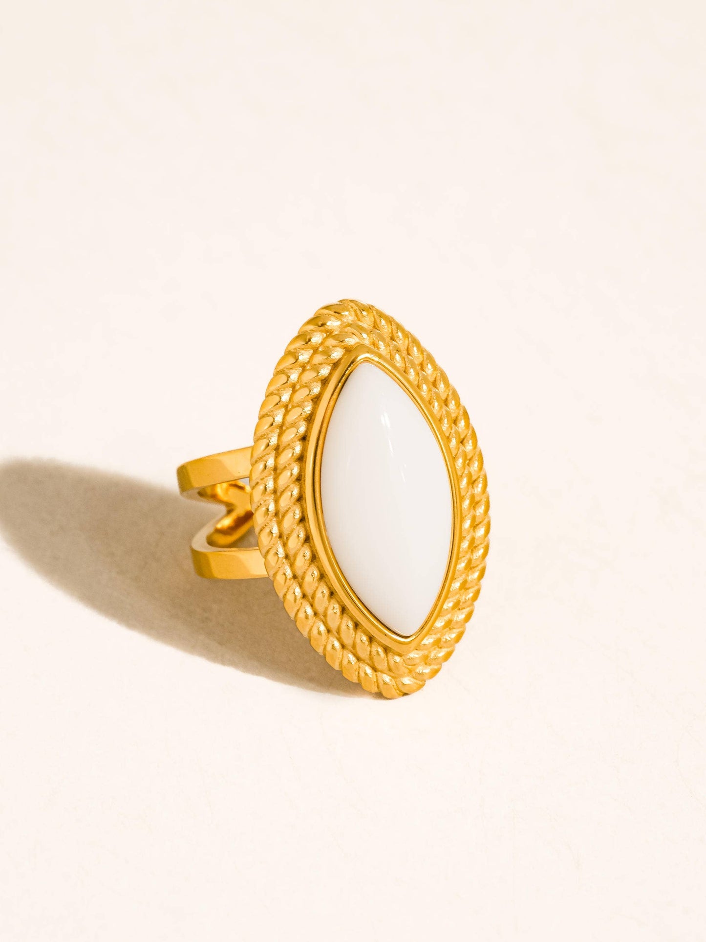 Charmelle 18K Gold Non-Tarnish Vintage Oval Stone Ring