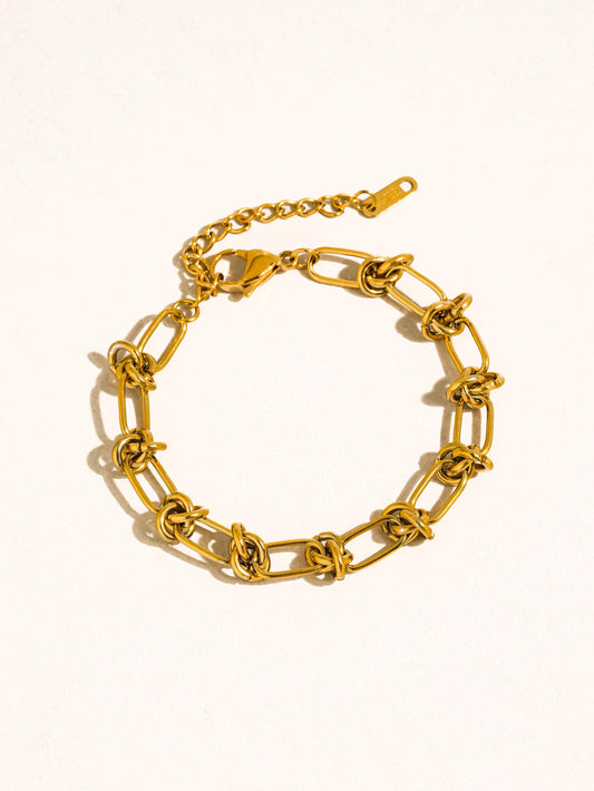 Nivra 18K Gold Non-Tarnish Knot Chain Bracelet