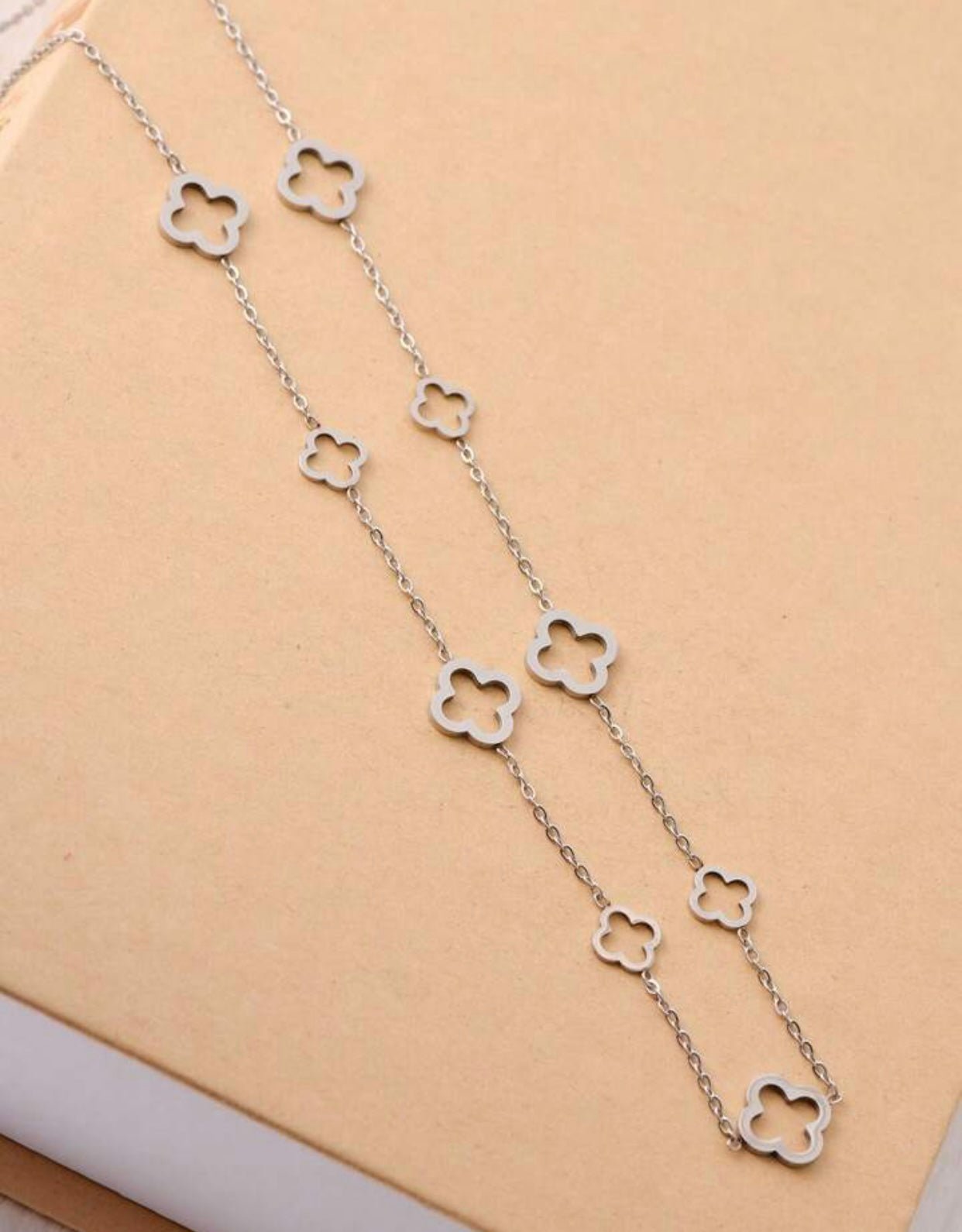 Clover Necklace