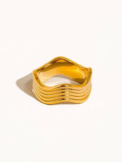 Ivan 18K Gold Non-Tarnish Wavy Ring