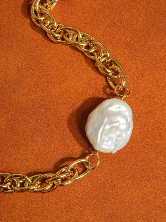 Loan Non-Tarnish Bold Pearl Chain